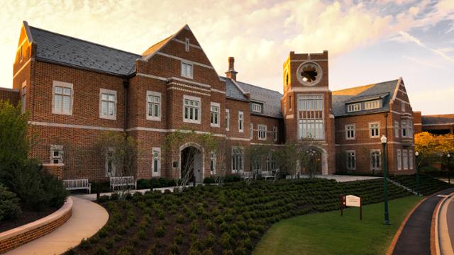 Richmond Scholars Program (Full-Tuition Undergraduate Scholarship)